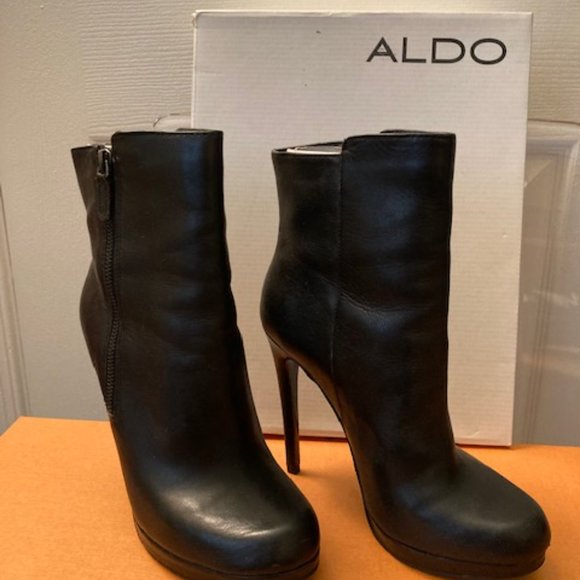 Black Aldo Booties - Picture 5 of 5